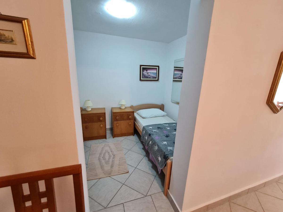 Apartma Pina Leilighet Izola Eksteriør bilde